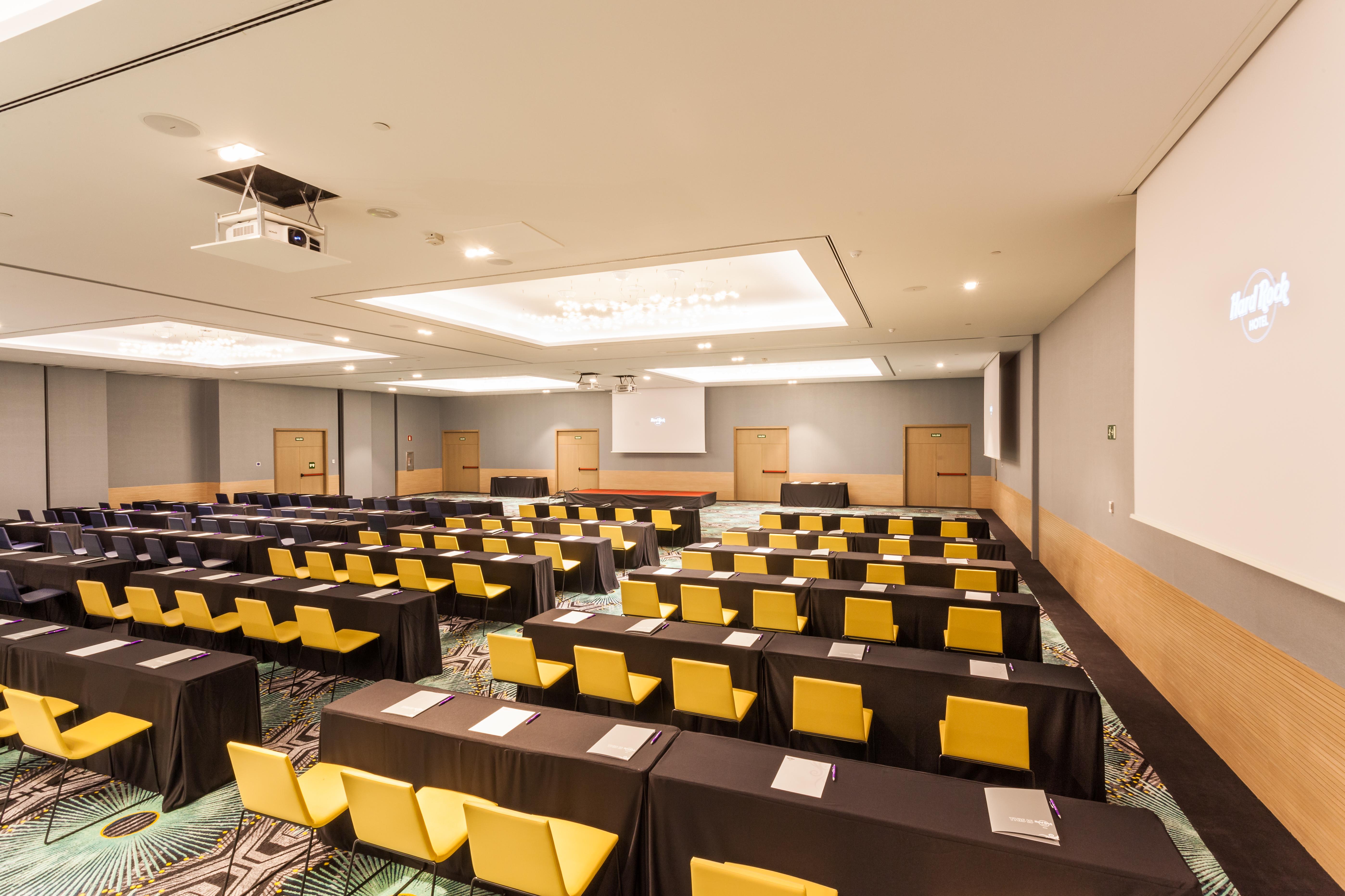 Hard Rock Hotel Ibiza Playa d'en Bossa Exterior foto Meeting room